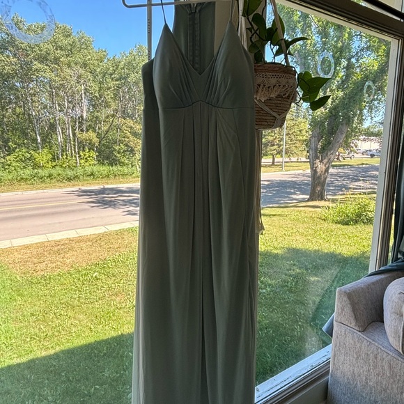 Azazie Annabelle Maternity or Postpartum Dress in Agave - Picture 5 of 6